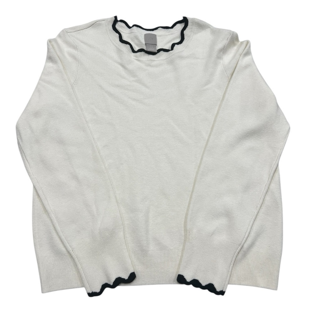 H&M Scalloped Trim Sweater Size M